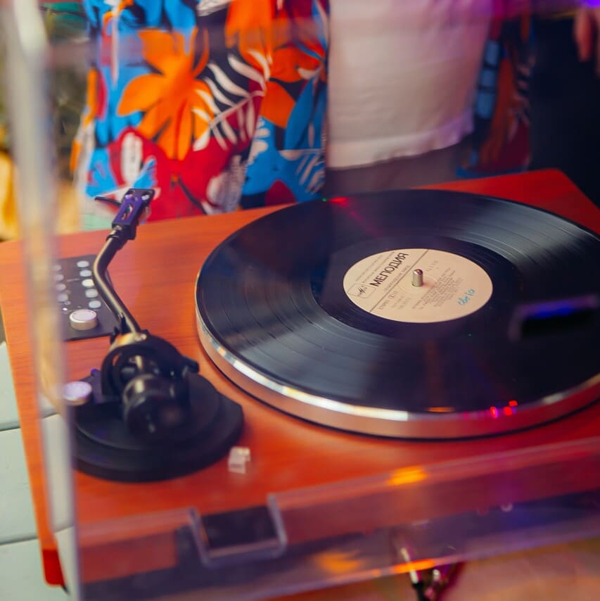 Vinyl Tuesday | Винил вторник